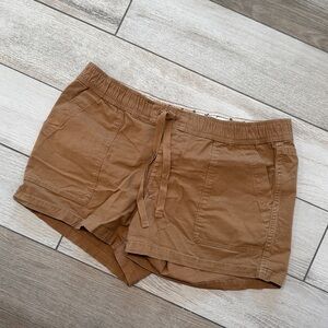 The North Face Women's Tan Cargo Shorts